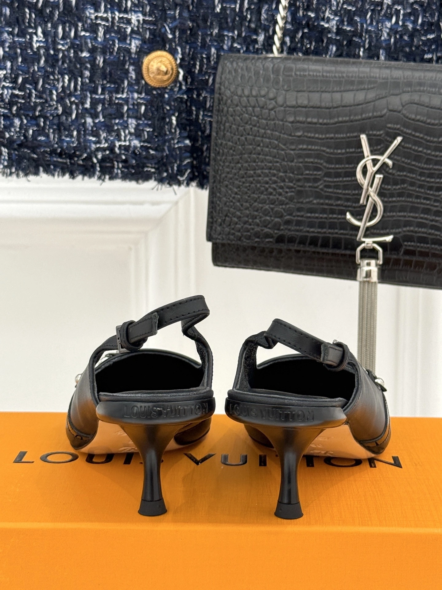 COCO-- 8V 1AGZIA Heel height：5.5CM Calfskin sheepskin item:E-X158C1827
